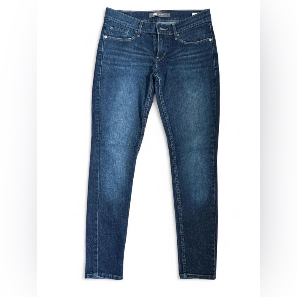 Levi’s 501 Skinny Jeans 👖 (Size 7)